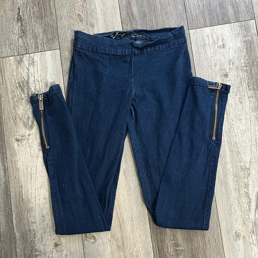 Juicy Couture Dark Blue Denim Jeggings with Zipper embellishment